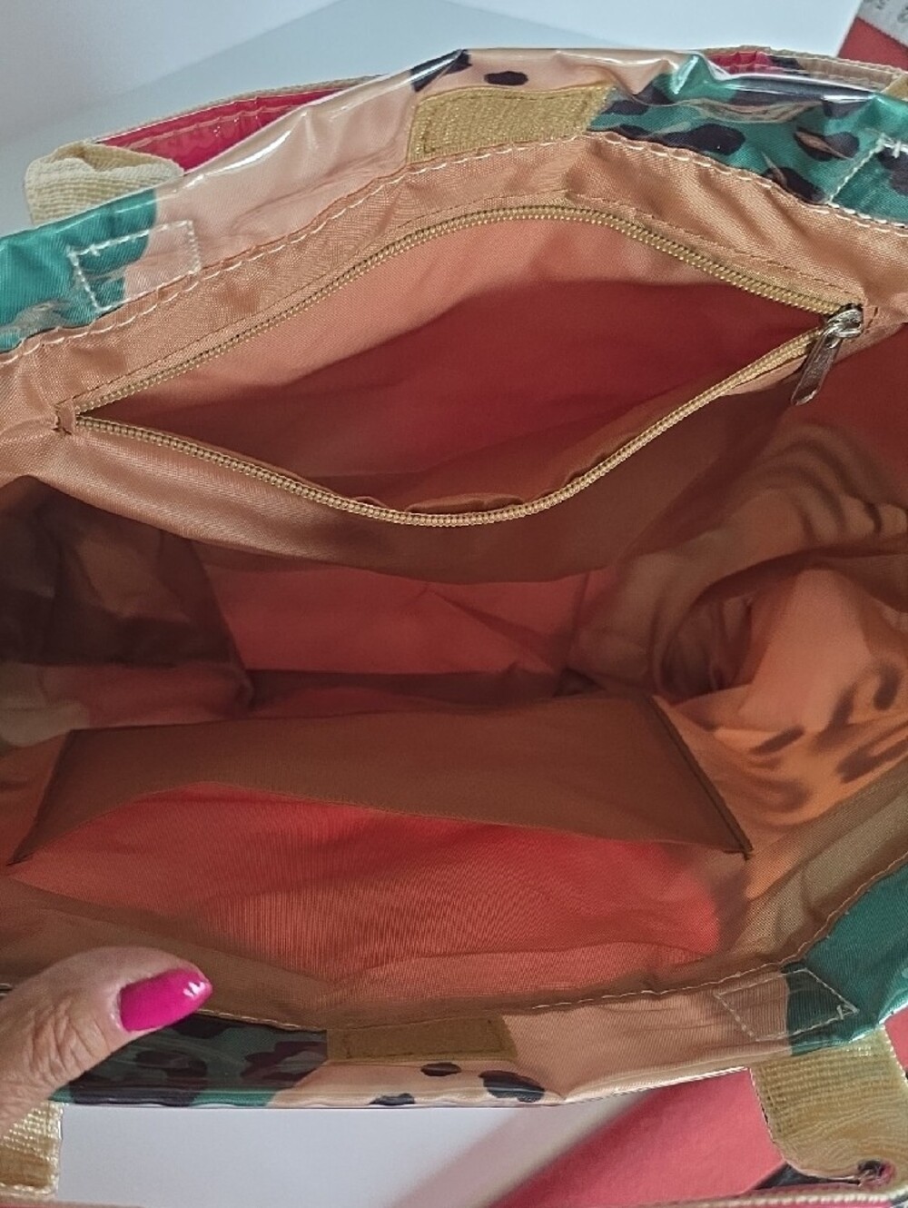 Pink Heart Plastic Tote Bag - Picture 5 of 8